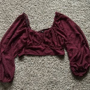 Burgundy crop top, puffy sleeves